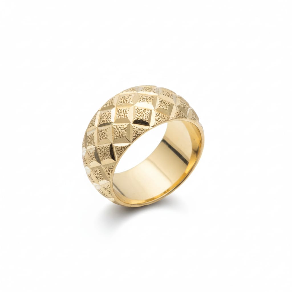 ladys ring 1